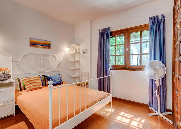 Lägenhet Cozy Two Bedrooms In The Heart Of Gigantes *